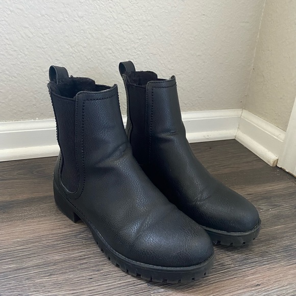 Black Chelsea Boots size 38 - Picture 1 of 4